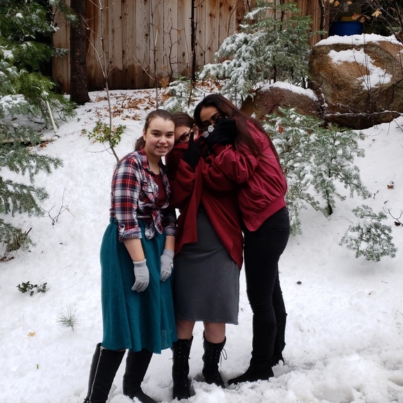 Meet your Posher, Georgina - Picture 2 of 6